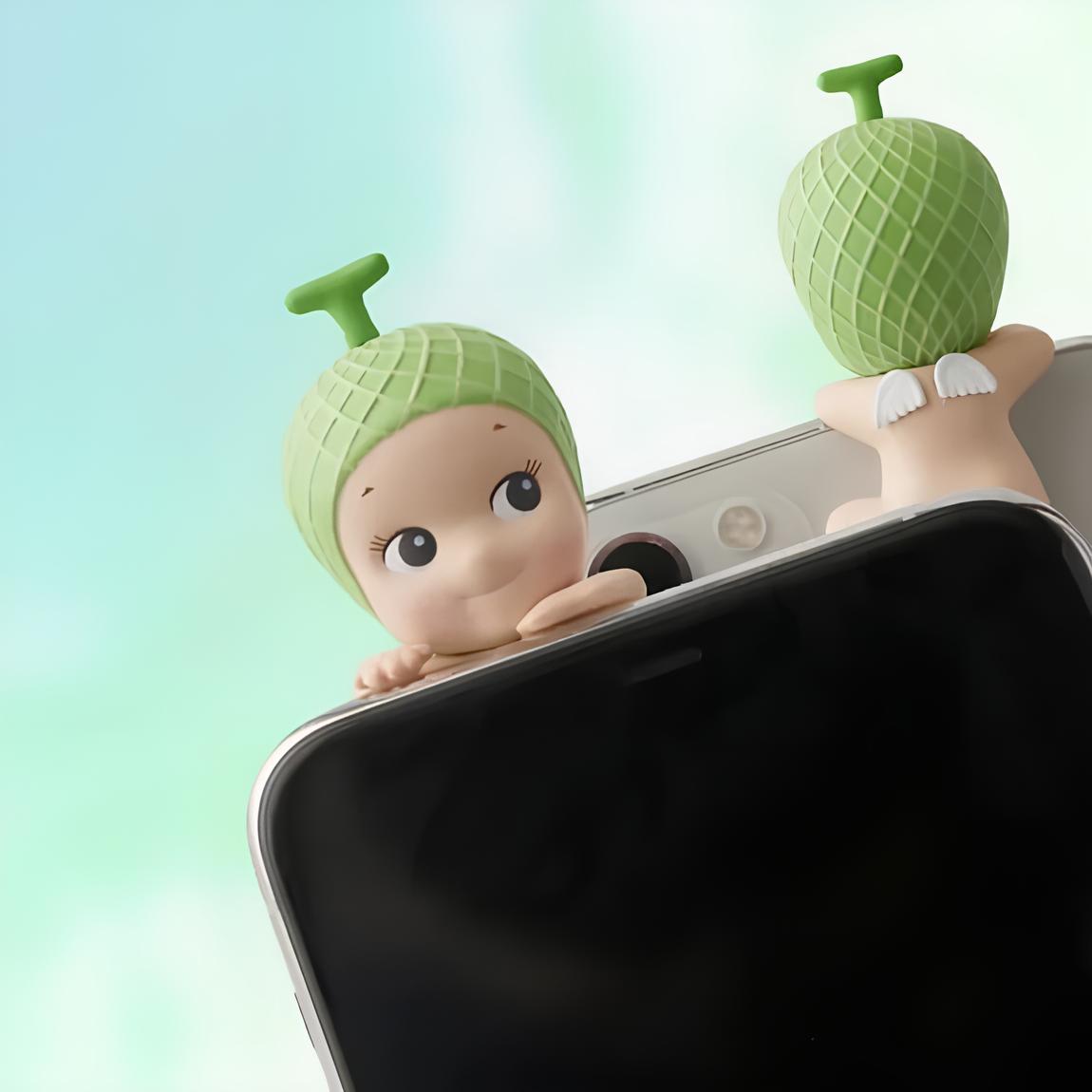 Sonny Angel Looking Back Serisi – Mini Figür (Replika)